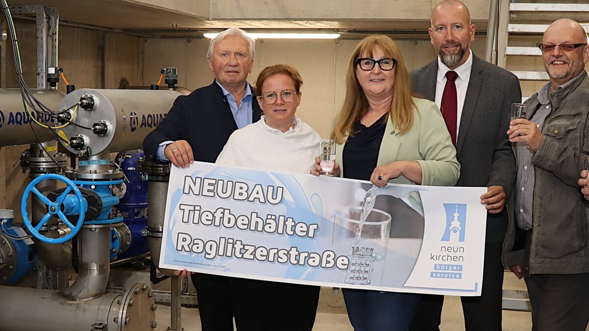 Wasser-marsch-Neuer-Trinkwasser-Tiefbeh-lter-f-r-Neunkirchen-geht-in-Betrieb-Tag-der-offenen-T-r-in-der-Raglitzerstra-e-am-24-Mai