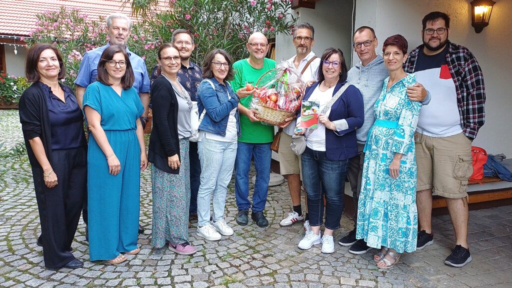 Die Neunkirchner Grünen feierten beim Genussheurigen Simon in Mollram ihren 40er