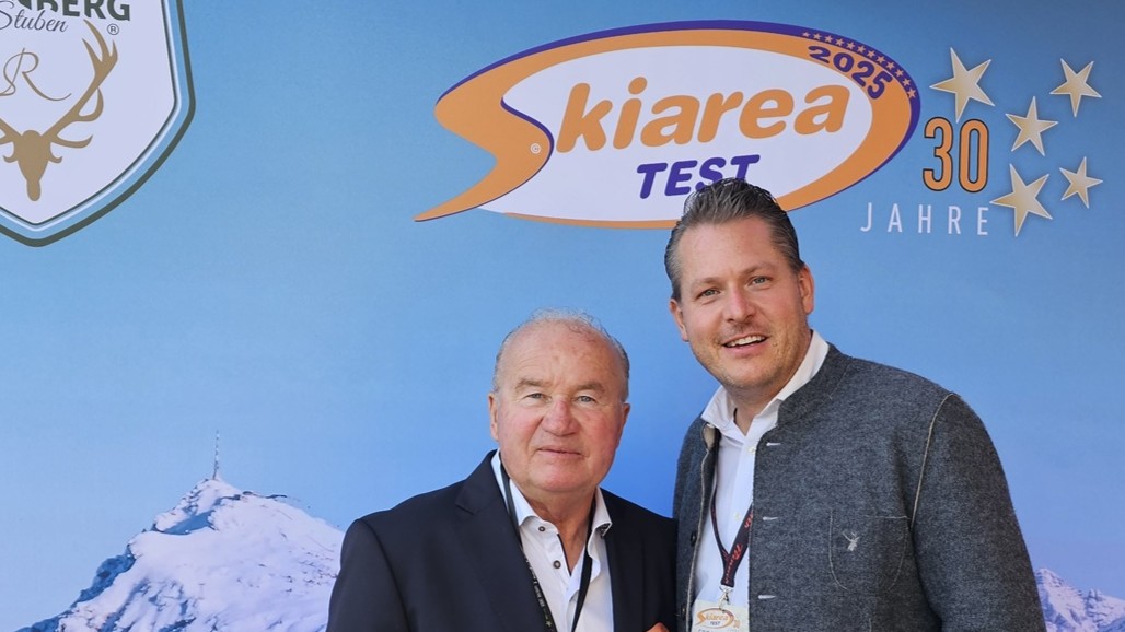 Beim-Internationalen-Skiareatest-in-Kitzb-hel-wurde-die-Rax-Seilbahn-mehrfach-vergoldet