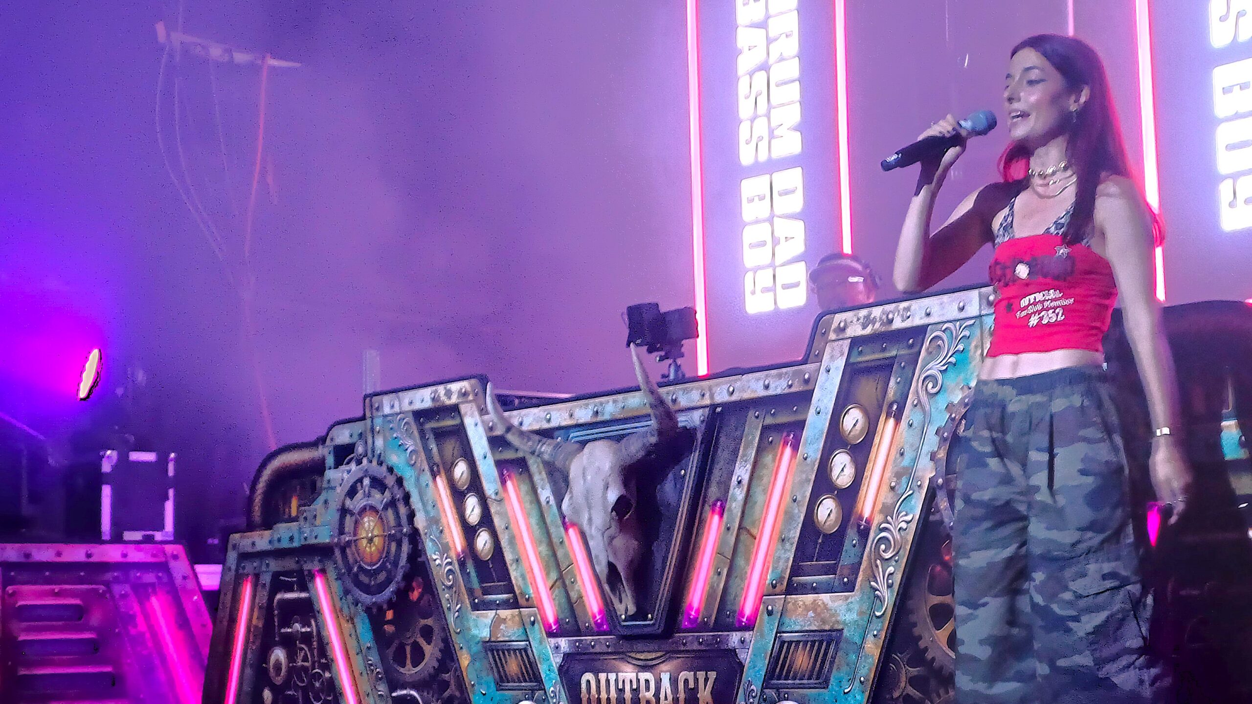 Das Outback Festival bot drei Tage und Nächte eine fette Party auf dem Festivalgelände in Wiesen