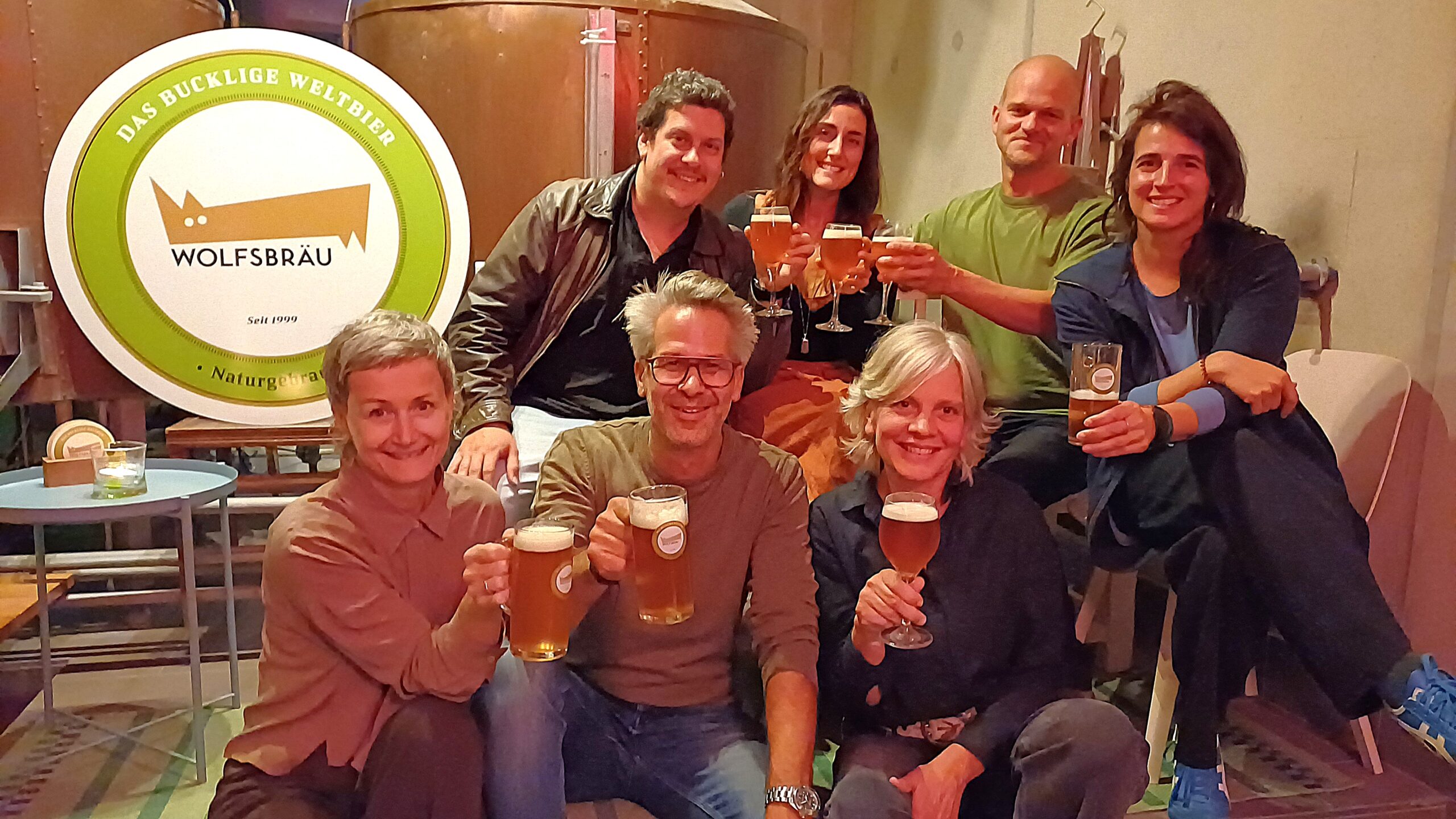 Bryan Benner & Christoph Zimper begeisterten mit ihrem Wohnzimmerkonzert im Wolfsbräu in der Thernberger Blumengasse